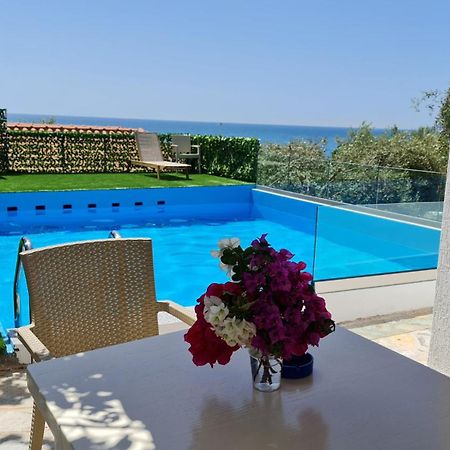 Villa Skenderi ซารานเดอ ภายนอก รูปภาพ